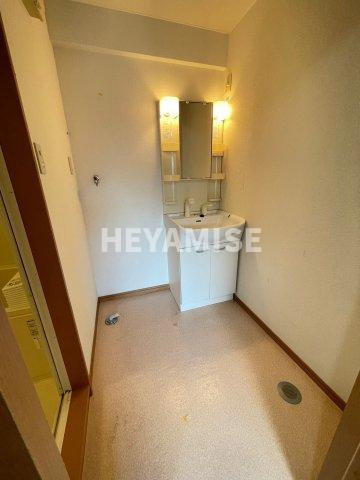 Grazie西時津の洗面所