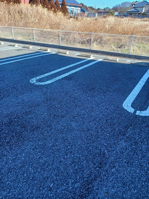 ポンドⅡの駐車場