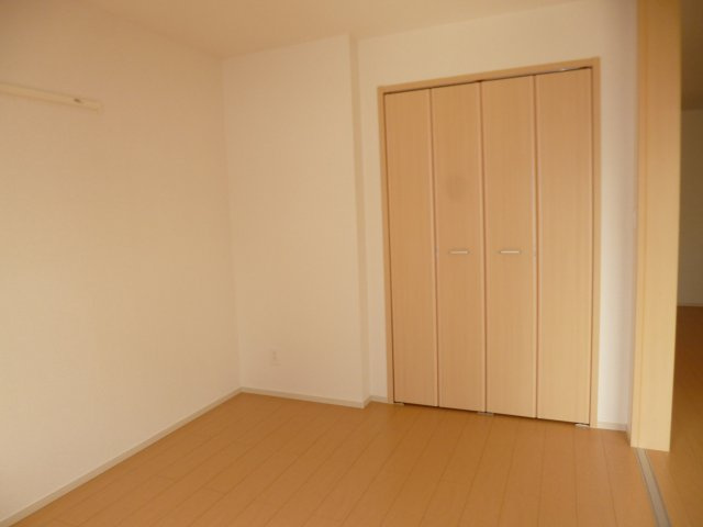 ポンドⅡの子供部屋|南側洋室