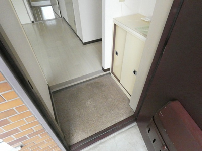 【玄関】 | マンション中野 | シューズボックスのある玄関です