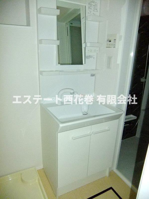 LebeL　drieの独立洗面台|シャワー付洗面化粧台
