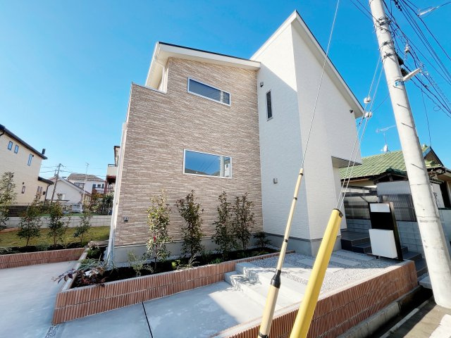 祝　成約済み　八王子市　散田町　新築戸建ての外観|～仲介手数料無料☆八王子ひなた不動産～八王子市散田町　新築戸建て
