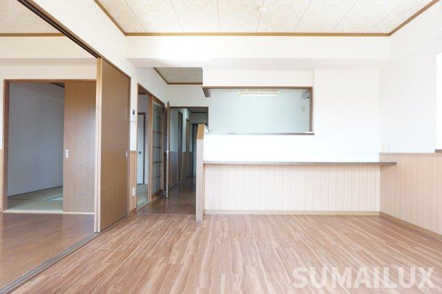 熊本市東区戸島１丁目の賃貸マンションの居間・リビング