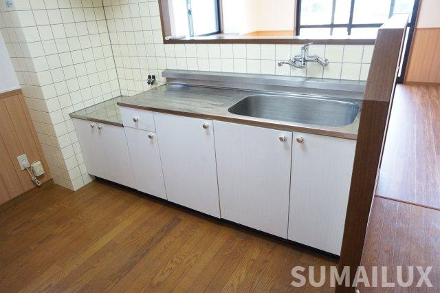 熊本市東区戸島１丁目の賃貸マンションのキッチン