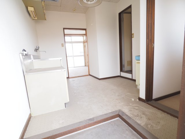 カツエコーポ　Ⅰの玄関