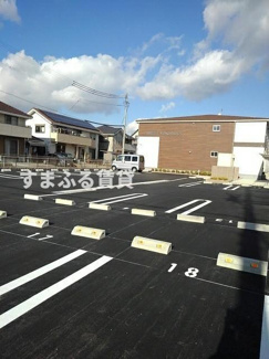 【駐車場】