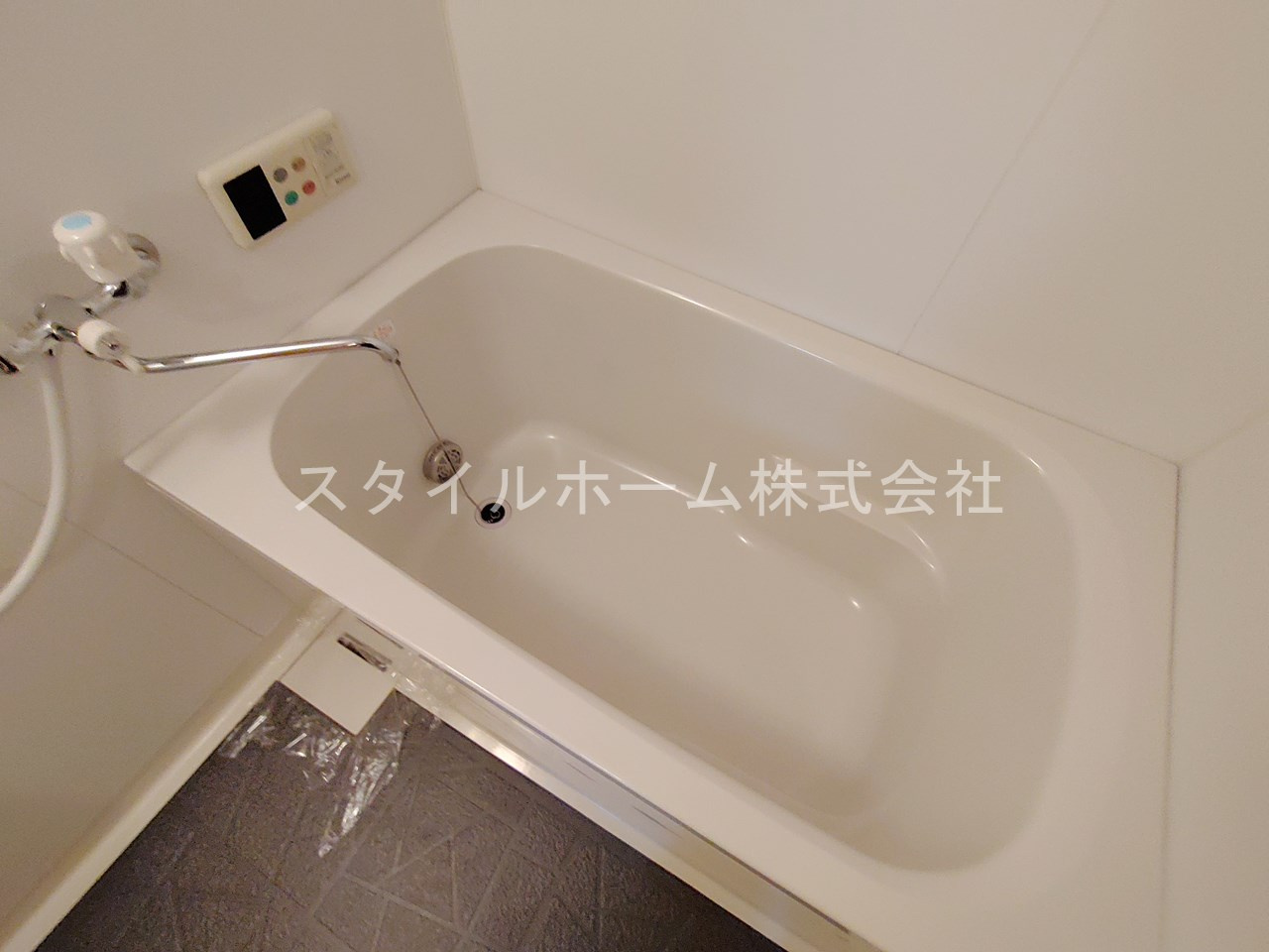 アールズコートの浴室