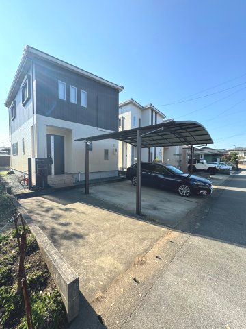 益城町辻の城中古住宅の前面道路含む現地写真|前面道路含む現地写真です