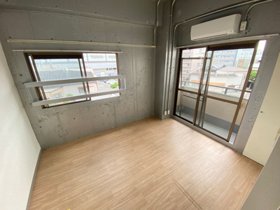 【洋室】 | オズコート