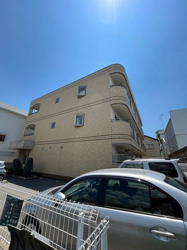 西宮市宮西町の賃貸マンションの外観