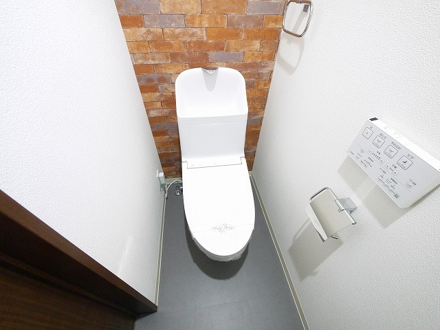 クレアール郡山Ⅰのトイレ|シンプルで使いやすいトイレです