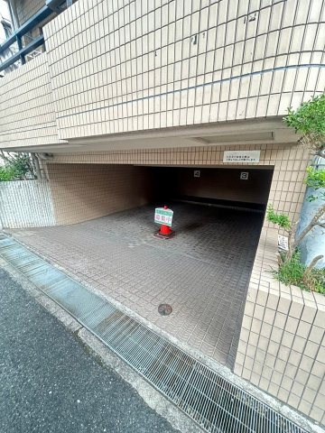 ベルトピア六甲の駐車場
