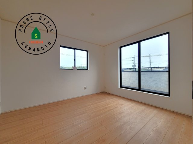 菊池市西寺第1-8棟（H号棟）の寝室|主寝室には収納力に優れたクローゼットがありますので、お部屋もすっきり片付きます。