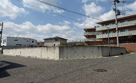 高塚町　売土地の外観