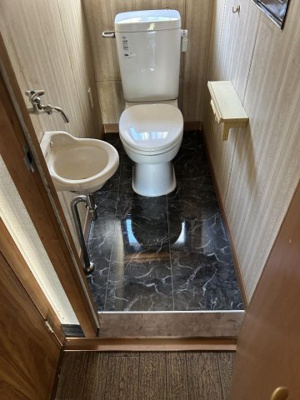 【トイレ】 | ★津市稲葉町の11LDK戸建★