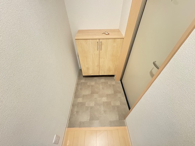 F＋style狭山・池尻中1号館の玄関