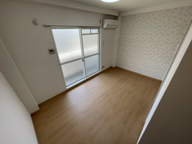 【寝室】 | パラッツオニッセイ