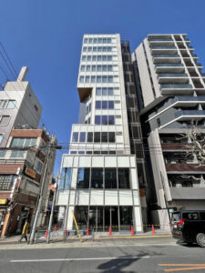 新宿区高田馬場２丁目の店舗一部