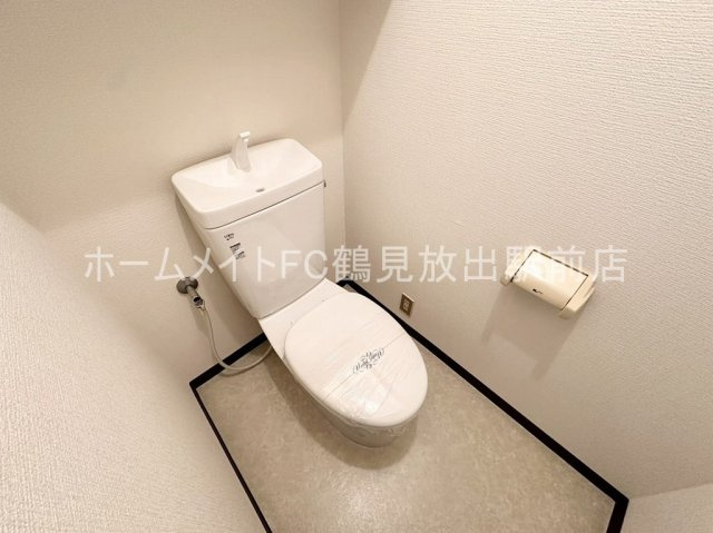 大阪市鶴見区横堤３丁目の賃貸マンションのトイレ