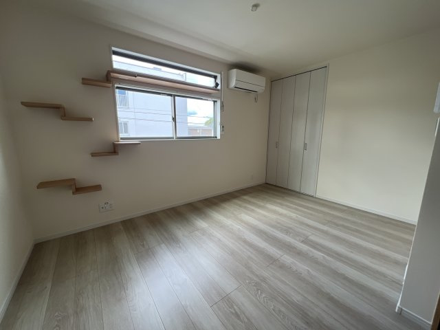 アイリスパレスの居間・リビング