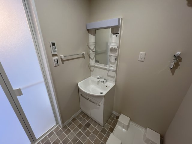 アイリスパレスの独立洗面台