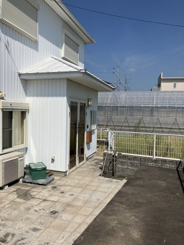 碧南市上町　2階建+車庫　中古住宅の駐車場