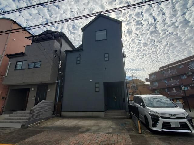本町４丁目貸家の駐車場
