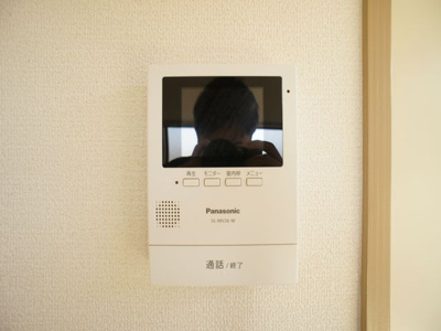 【セキュリティ】 | アップルガーデンＣ | 訪問者の確認ができるTVドアホン付きです♪