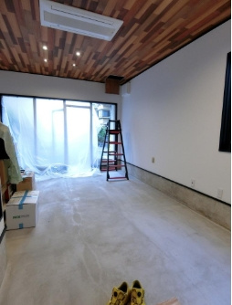 伏見区日野谷寺町　店舗戸建ての内装