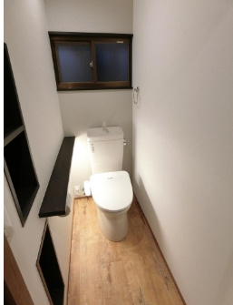 伏見区日野谷寺町　店舗戸建てのトイレ