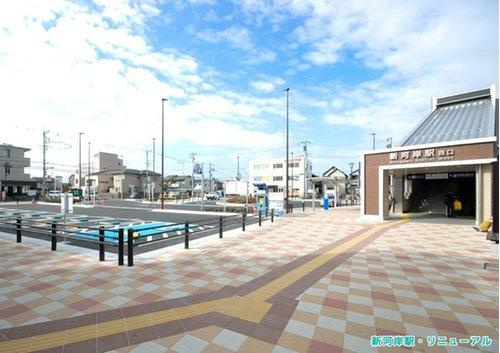 川越市砂新田１丁目の売地のその他|◇新河岸駅リニューアル◇
東西の駅前広場を結ぶ自由道路と橋上駅舎が完成しました。
駅前広場には送迎用駐車場や思いやり乗降場、バス・タクシー乗り場が整備され、利用しやすい駅へと生まれ変わりました。