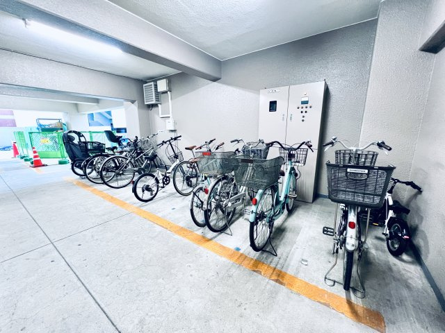 グレイス深川のその他共用部分|駐輪場①