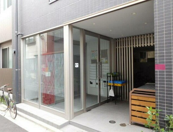 【エントランス】