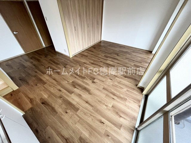 大阪市鶴見区諸口６丁目の賃貸マンションの内装