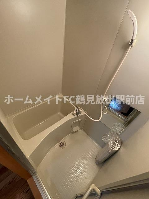 大阪市鶴見区鶴見３丁目の賃貸マンションの浴室