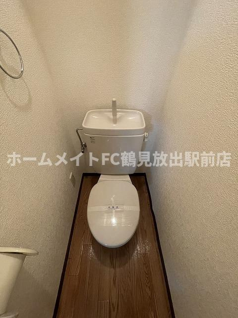 大阪市鶴見区鶴見３丁目の賃貸マンションのトイレ
