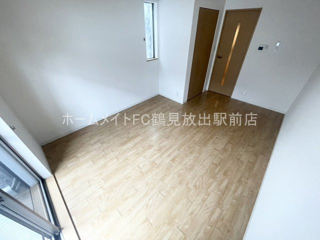 大阪市鶴見区今津南１丁目の賃貸マンションの洋室