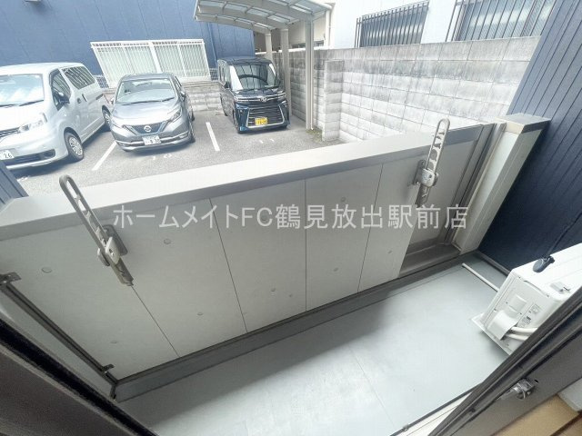 大阪市鶴見区今津南１丁目の賃貸マンションのバルコニー