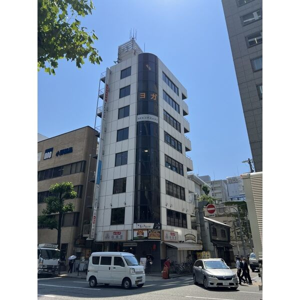 谷ビルディングの外観