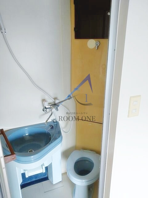 サンベニーハウスの浴室|シャワールームです。