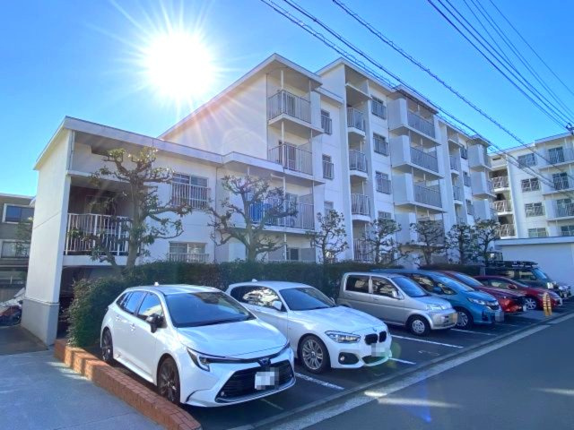 サニークレスト白楽　B棟の外観