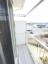 【バルコニー】