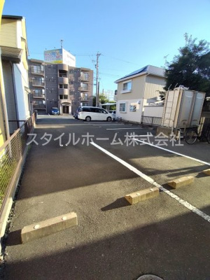 【駐車場】 | スタジオ・アミ