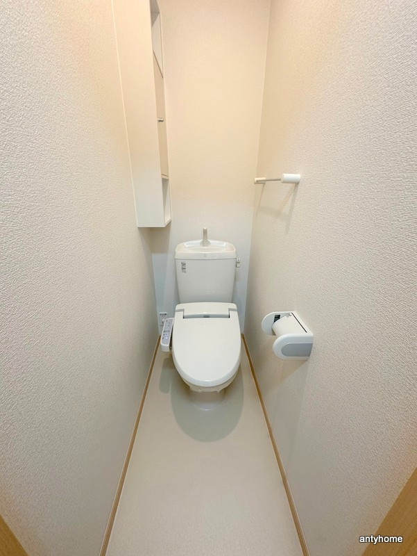 エントフェ　仲介手数料無料のトイレ