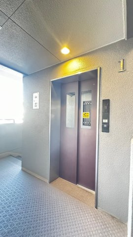 アステルコート伊丹緑ケ丘のその他共用部分|エレベーター