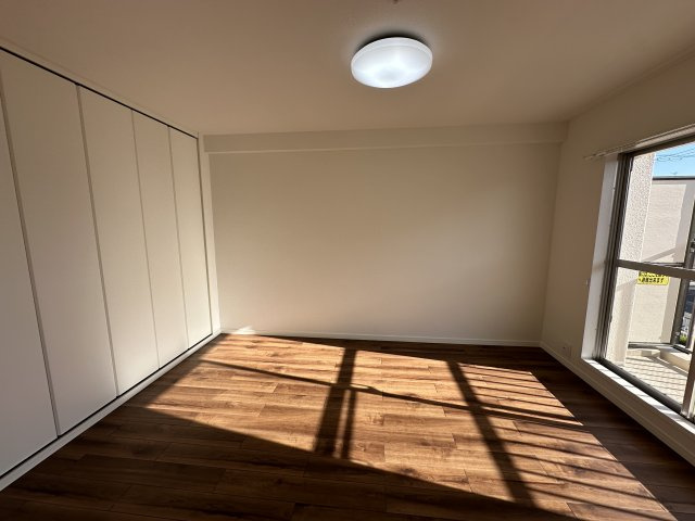 泉大津市北助松第二次団地４棟の洋室
