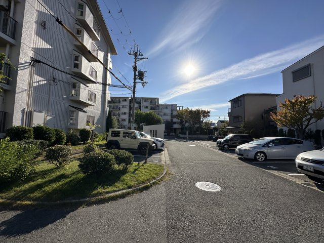 泉大津市北助松第二次団地４棟の駐車場