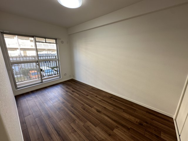 泉大津市北助松第二次団地４棟の洋室