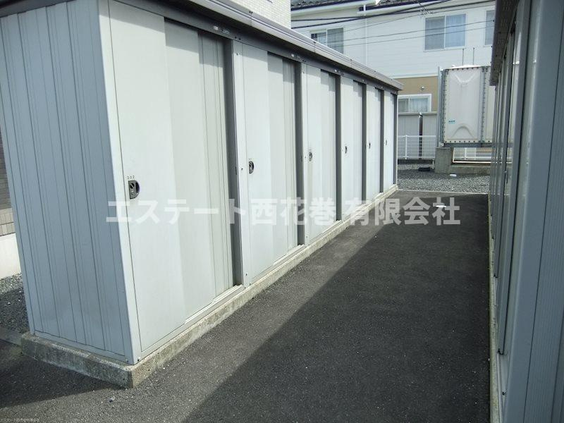 エスポワール松園Ｂの収納|外物置