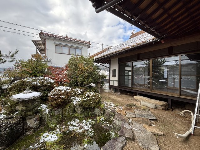 中古戸建　北広島町壬生字松ノ木の庭